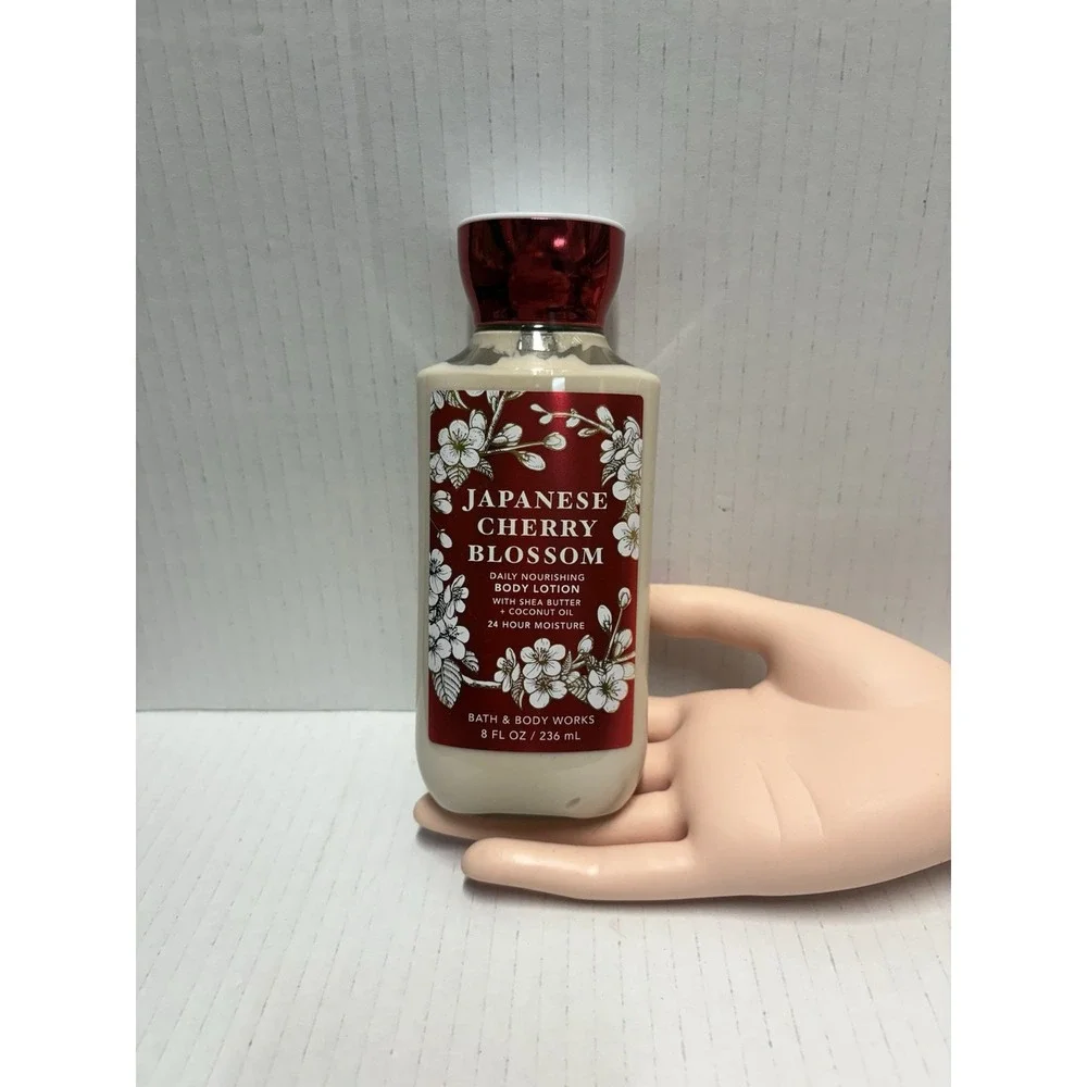 Bath & Body Works Japanese Cherry Blossom Daily Nourishing Body Lotion 8 oz. NEW